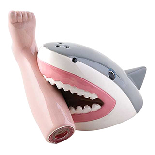 Shark Attack Shaker Set