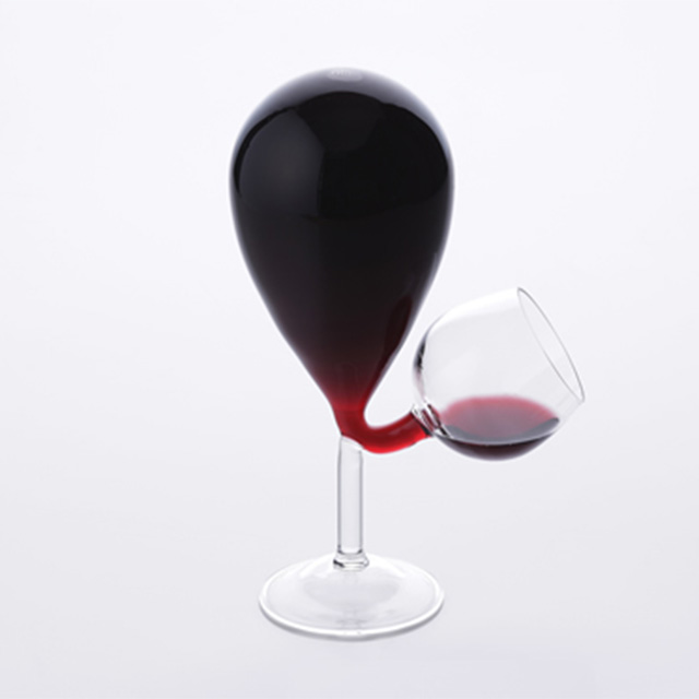 Impossible Wine Glass
