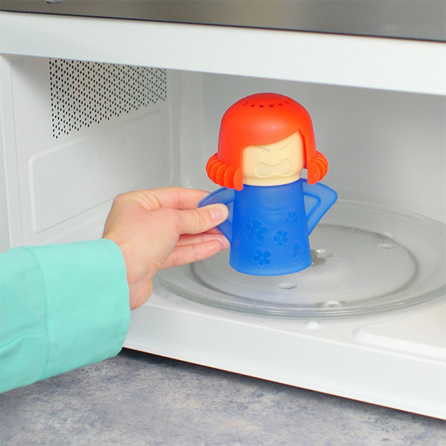 Easy Microwave Cleaner