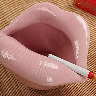 Pink Lips Ashtray